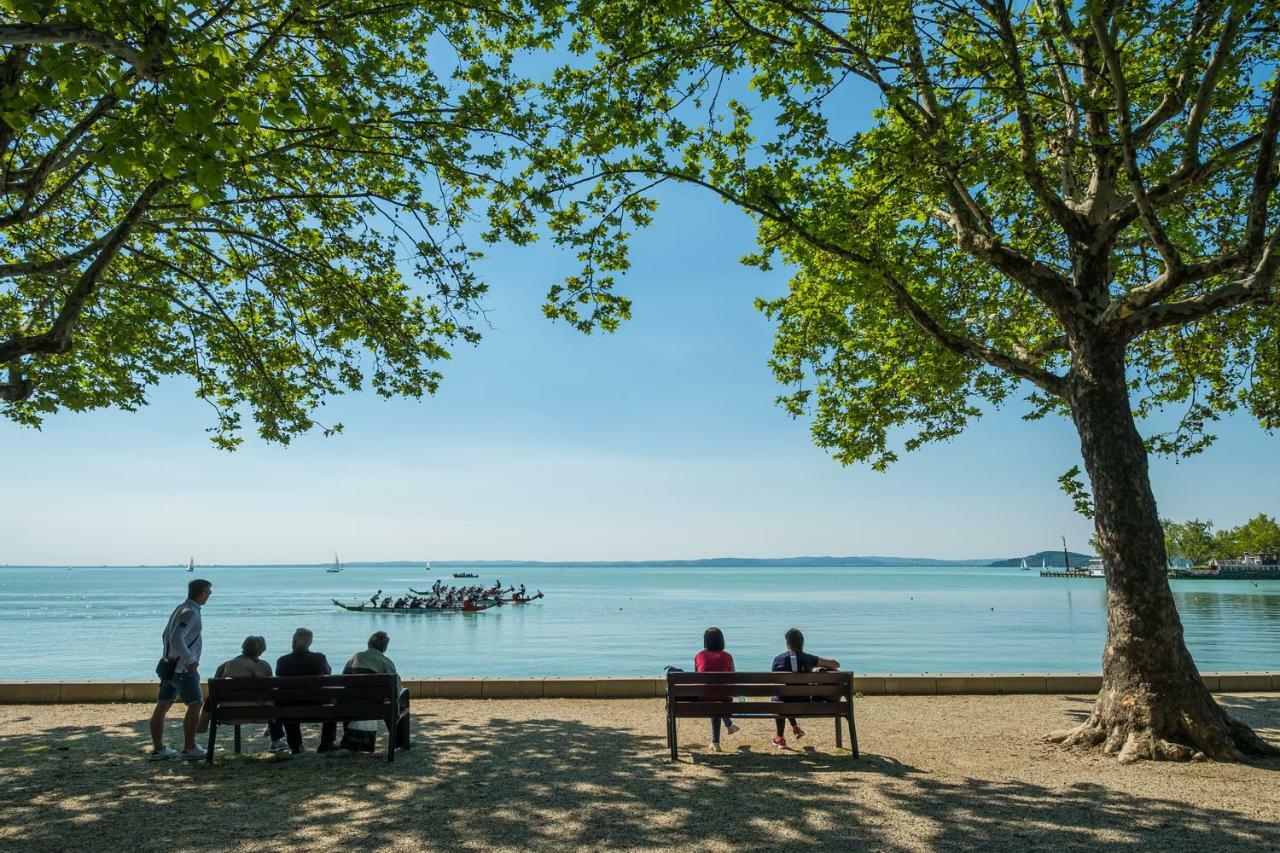 Fuered Luxury Apartman With Private Pool Balatonfured Exterior photo